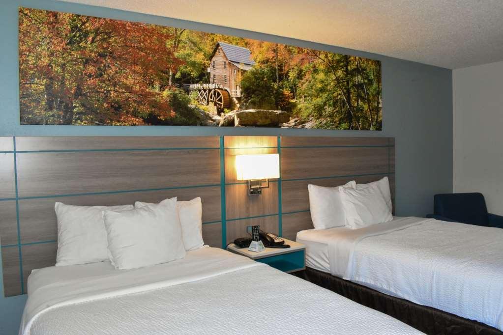 Clarion Pointe Vidalia - Lyons West Hotel Room photo